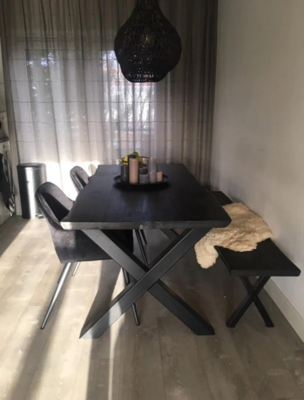 Eiken eettafel met stalen x poten zwart - Afbeelding 4