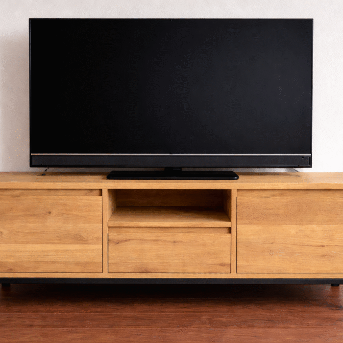 Eiken audio- tv meubel met 3 softclose lades