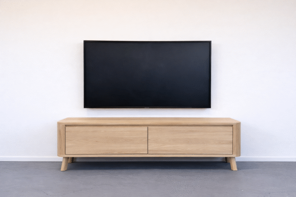 Massief eiken curved tv meubel op pootjes