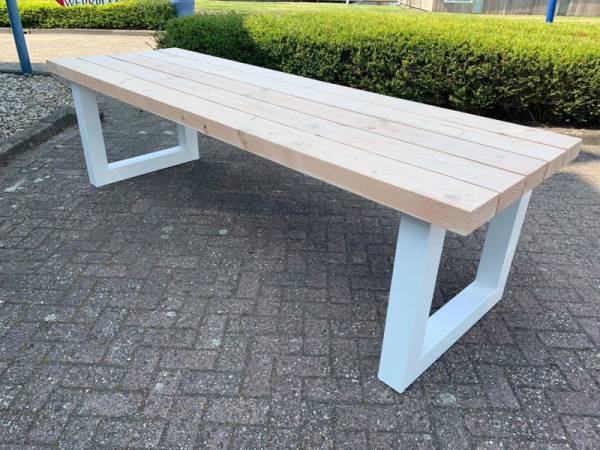 Tuintafel van Douglas hout, met stalen U-poten - Afbeelding 5