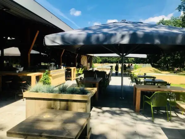 Buitenterras, Bistro Weleveld, Zenderen - Afbeelding 3
