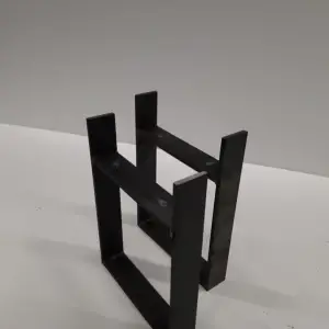 U-strip bankje