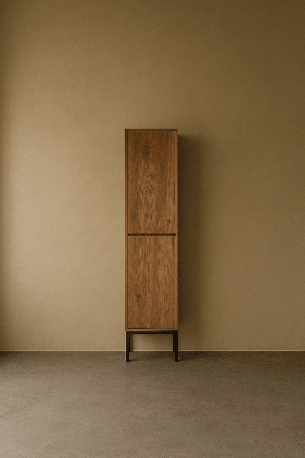 Badkamerkast massief noten 2 softclose deuren op stalen onderstel | Amsterdam