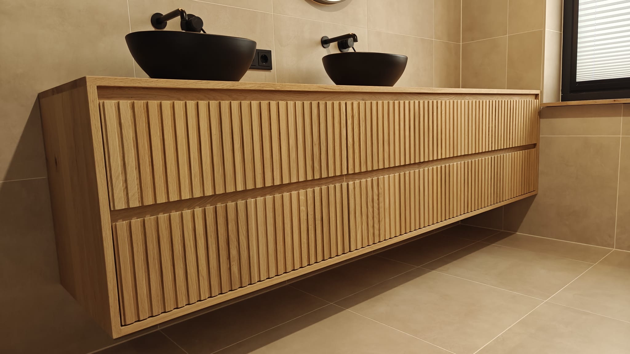 Eiken badkamermeubel met 6 ribbelfront lades - Afbeelding 7