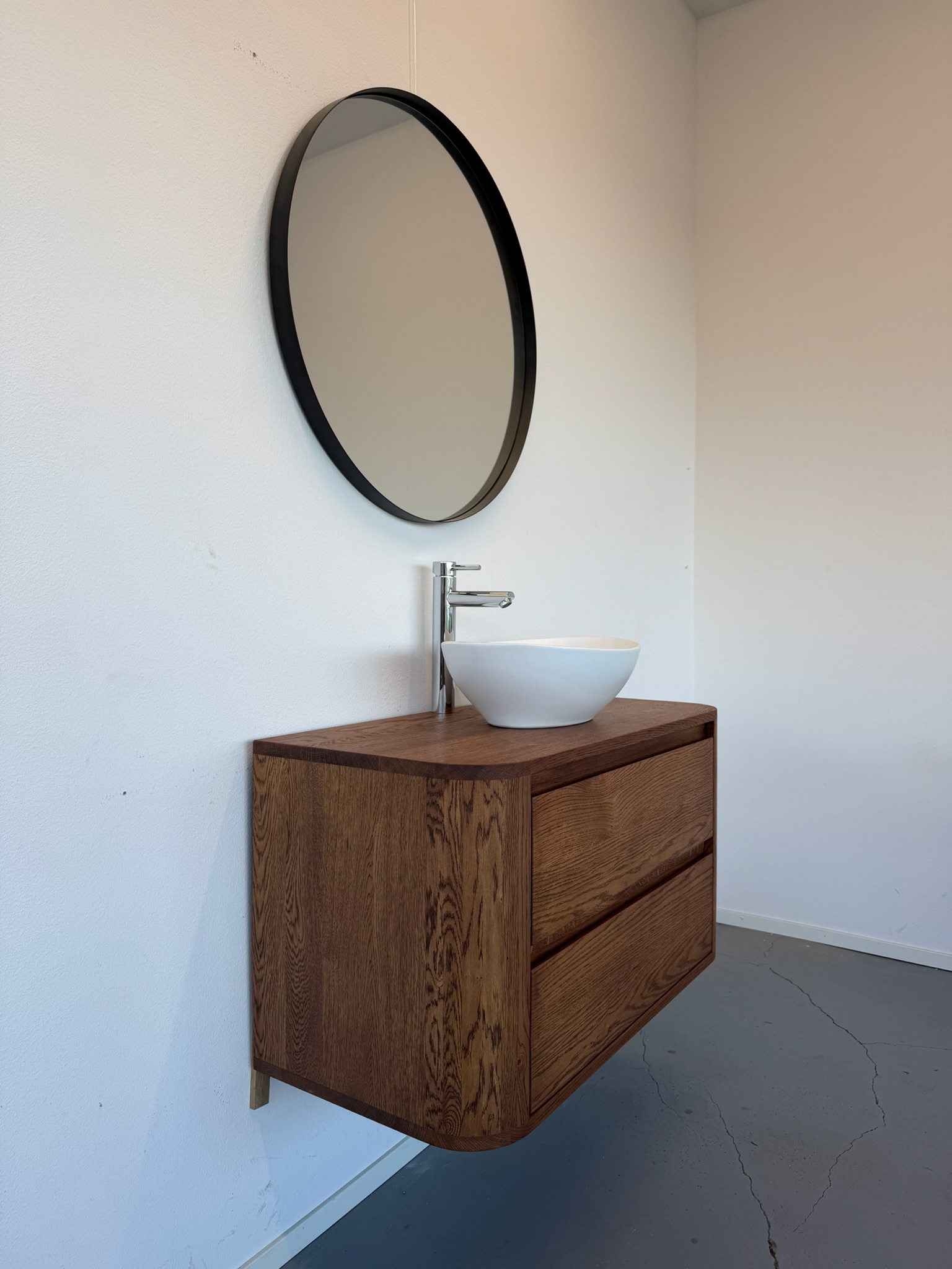 Badkamermeubel met ronde hoeken 2 lades van massief eik - Afbeelding 3