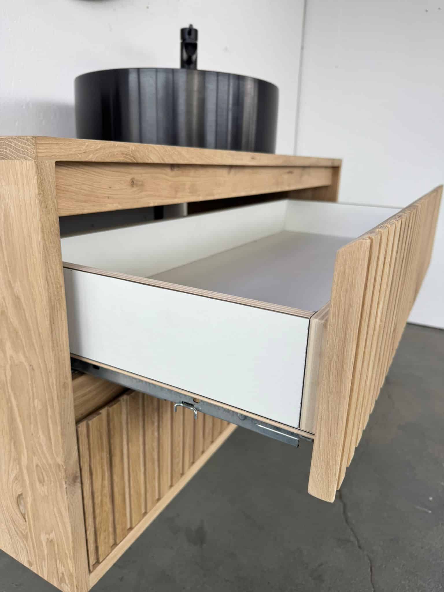 Eiken badmeubel met ribbbelfront 2 lades | Amsterdam - Afbeelding 5